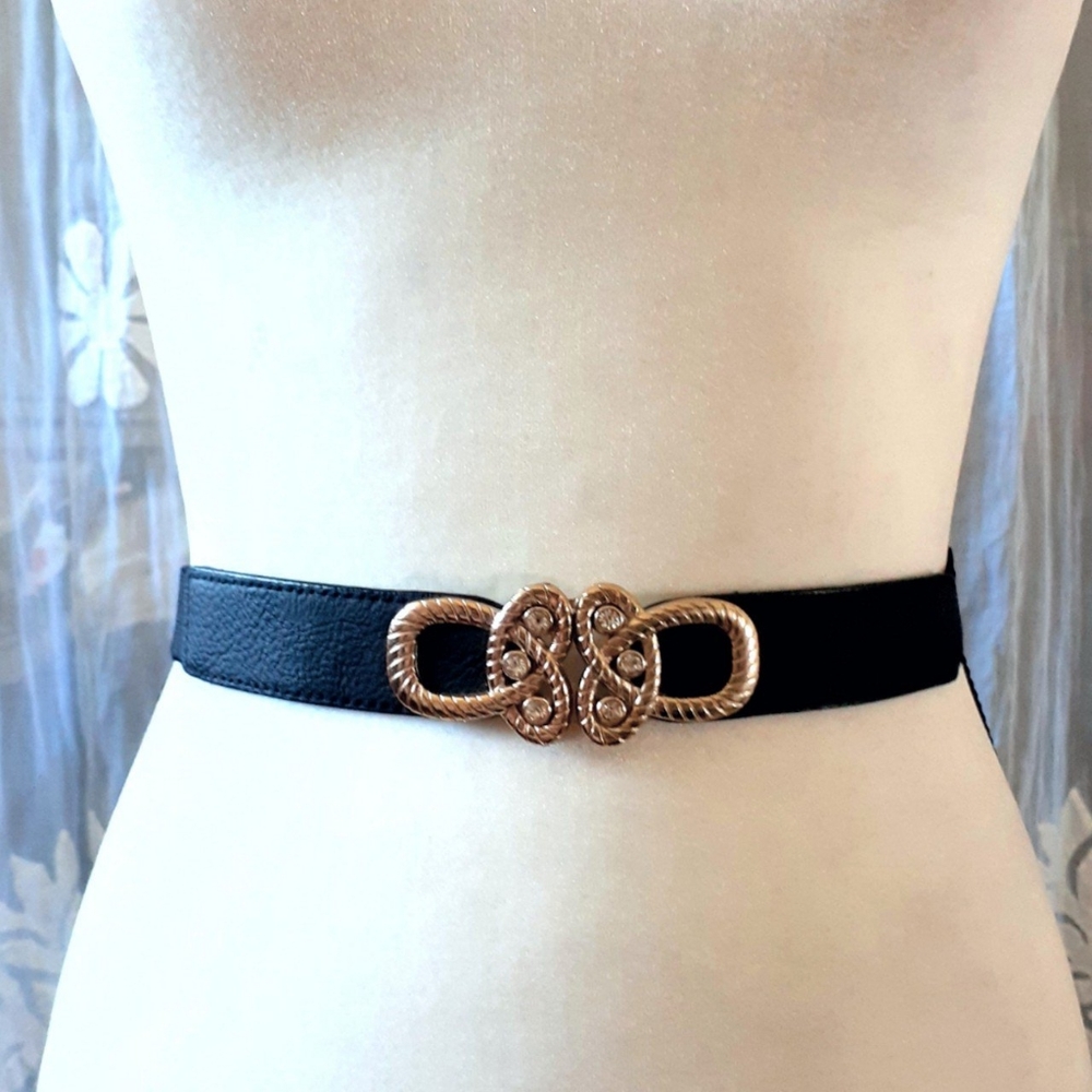 🌟🥨 Gold Knot Belt 🥨🌟